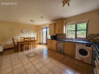 18 The Drive, Cnoc Na Gr&eacute;ine, Kilcullen, Kilcullen, Co. Kildare - Image 4