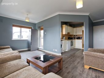 29 Carrigmore Crescent, Citywest, Co. Dublin - Image 2