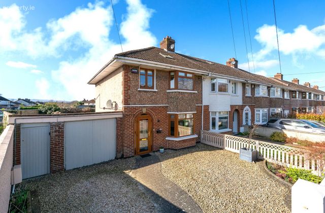 5 St. Marys Drive, Walkinstown, Dublin 12 - Click to view photos