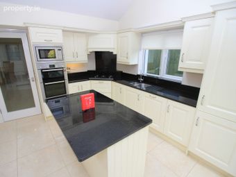 27 The Avenue, Rockfield, Blackrock, Co. Cork - Image 2