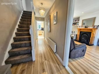 8 Danesfort, Old Galway Road, Athlone, Co. Roscommon, Athlone, Co. Roscommon - Image 2