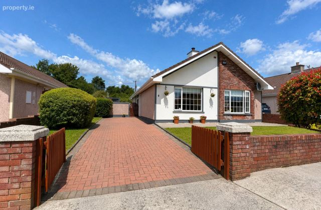 8 Ard Glas, Ferrybank, Co. Waterford - Click to view photos