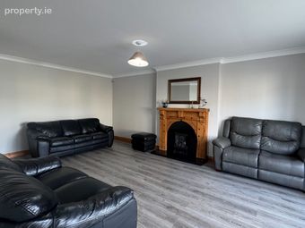 17 College Manor, Dundalk, Blackrock, Co. Louth - Image 3