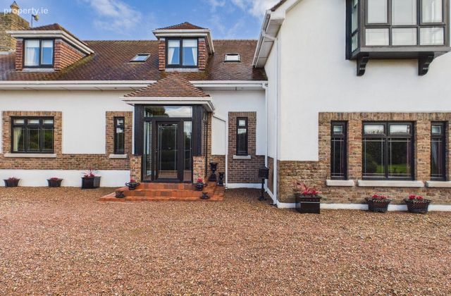 5 Saint Andrew's, Crickstown, Curragha, Co. Meath - Click to view photos