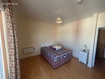 11 Cois Abhainn, Lyster Street, Athlone, Co. Westmeath - Image 3