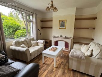 Hillside, 8 Lake Lawn, Ballinlough, Co. Cork