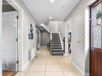 7 Hardy's Lane, Blackrock, Co. Louth - Image 4
