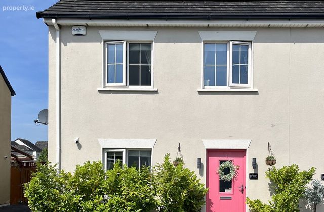 17 Clonkeen View, Bellingham, Portlaoise, Co. Laois - Click to view photos