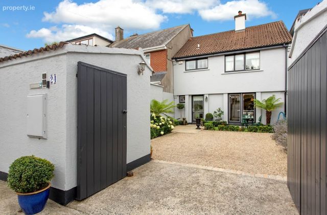 Killasser Mews, 24 Morehampton Lane, Donnybrook, Dublin 4, Donnybrook, Dublin 4 - Click to view photos