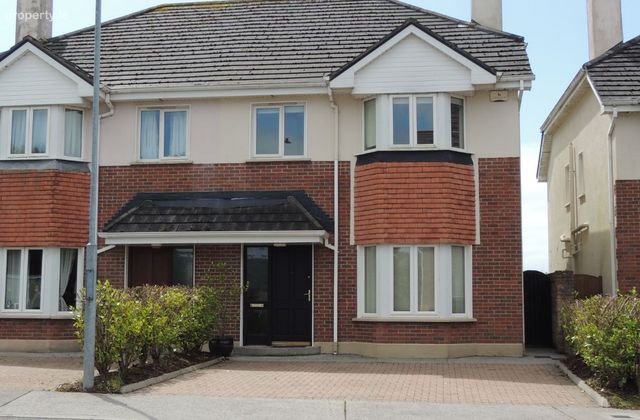 40 An Log&aacute;n, Western Distributor Road, Knocknacarra, Co. Galway - Click to view photos