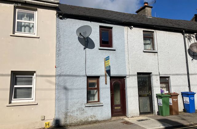 14 Fair Street West, Mallow, Co. Cork - Click to view photos