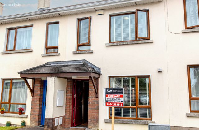 12 Oaklands Court, Ballinalee Road, Longford Town, Co. Longford - Click to view photos