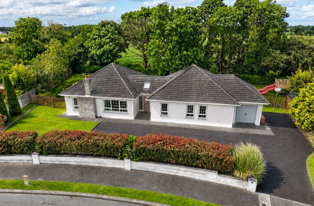 17 De Verdon Place, Robinstown, Co. Meath - Click to view photos