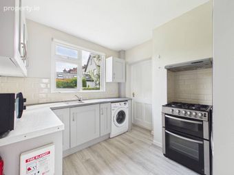 8 The Orchards, Glasheen Road, Glasheen, Co. Cork - Image 4