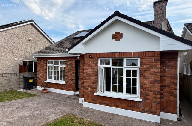 Oakmount, Tower, Tower, Co. Cork - Click to view photos