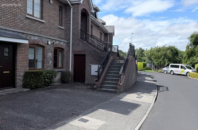 Apartment 9, Woods End, River Road, Dublin 15, Castleknock, Dublin 15 - Click to view photos