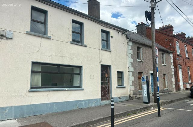 21 Bolton Square, Drogheda, Co. Louth - Click to view photos