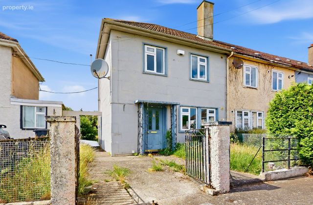 64 Captain's Avenue ( With Rear Extension), Kimmage, Dublin 12 - Click to view photos