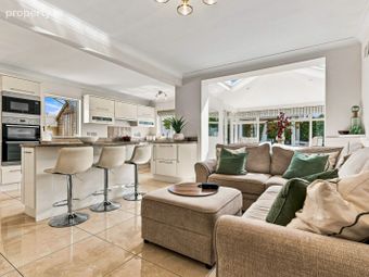 15 Parklands Road, Ballycullen, Dublin 24 - Image 4