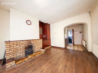 9 Magennis Square, Townsend Street, Dublin 2, Dublin 2 - Image 3