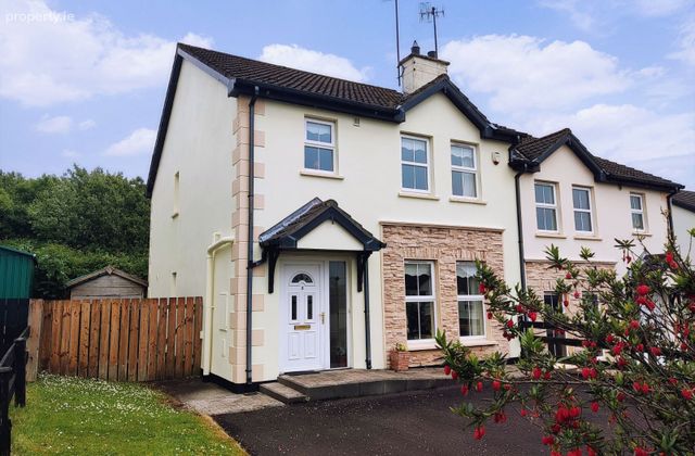3 Amalfi Court, Lisnennan, Letterkenny, Co. Donegal - Click to view photos