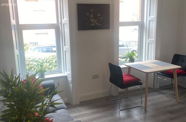 Grove Park, Rathmines, Dublin 6 - Click to view photos
