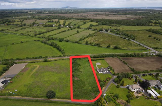 Bogganfin, Ballymurray, Co. Roscommon - Click to view photos
