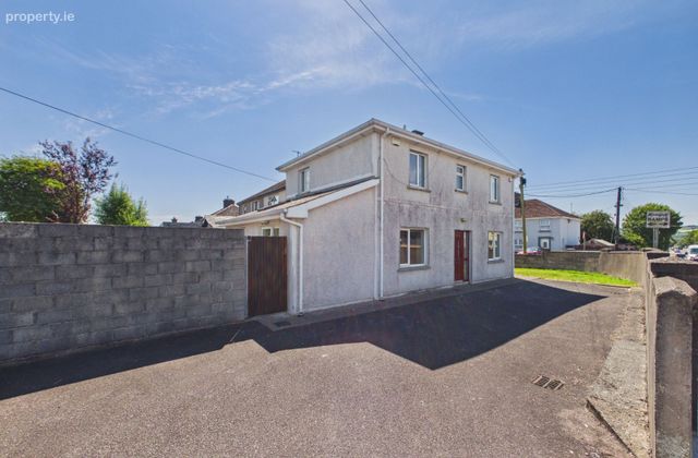 1a Woodview Terrace, Derrynane Road, Turners Cross, Co. Cork - Click to view photos