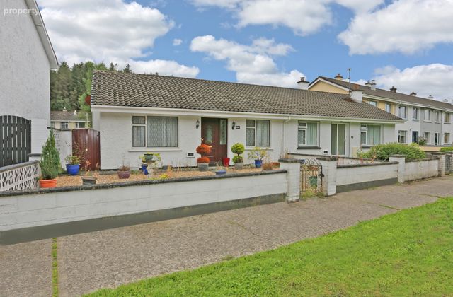67 Tola Park, Shannon, Clare, Shannon, Co. Clare - Click to view photos