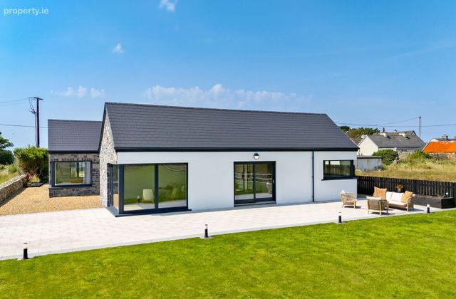 Kilkilloge, Mullaghmore, Co. Sligo - Click to view photos