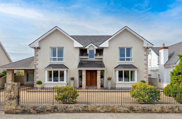Mill Road, Killarney, Co. Kerry - Click to view photos