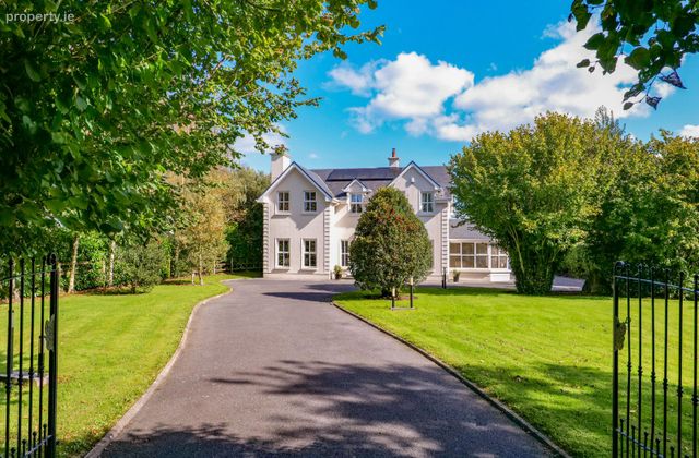 Residence At Roveagh, Kilcolgan, Co. Galway - Click to view photos