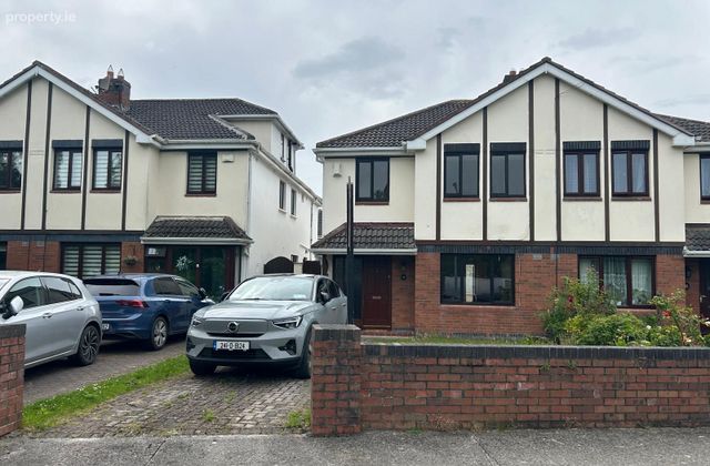 14 Ballyowen Green, Lucan, Lucan, Co. Dublin - Click to view photos