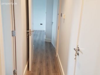 7 University Halls, Newcastle Road, Galway, Shantalla, Co. Galway - Image 3