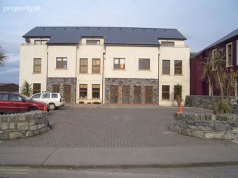 The Plaza, Shore Road, Strandhill, Co. Sligo