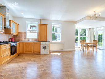 12 Saint Albans, Battery Road, Longford, Longford Town, Co. Longford - Image 2