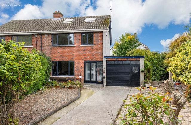 Chez Nous, 9 Sea Road, Malahide, Co. Dublin - Click to view photos