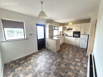 17 Pearse Park, Golden, Co. Tipperary, Golden, Co. Tipperary - Image 4