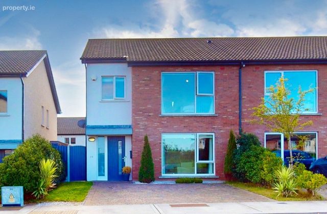 24 The Grove, Whitefield Hall, Bettystown, Co. Meath - Click to view photos