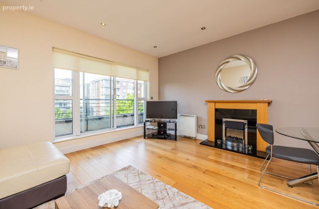 Premier Square, Glasnevin, Dublin 11 - Click to view photos