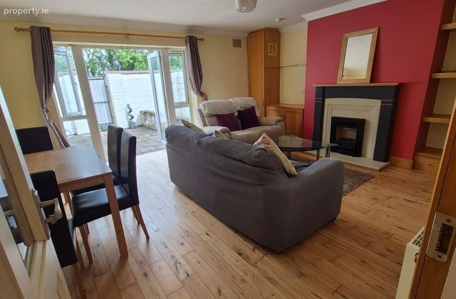 Maple Court, Mount Oval Village, Rochestown, Cork, Rochestown, Co. Cork - Click to view photos