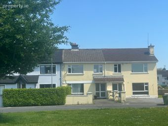 74 Woodlawn Park, Killarney, Co. Kerry
