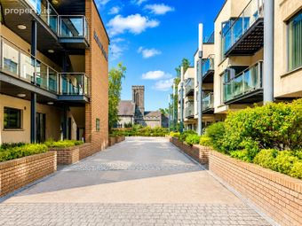 8 The Parade,Bastion Court,Connaught Street,Athlone,Co. Westmeath, Athlone, Co. Westmeath