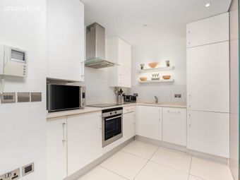 Apartment 1, 18 Lower Baggot Street, Dublin 2, Co. Dublin, Dublin 2 - Image 4