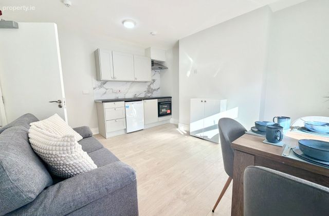 Grove Park, Rathmines, Dublin 6 - Click to view photos
