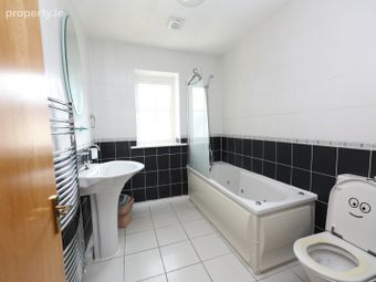 4 Cosby Avenue, Fairgreen, Portlaoise, Co. Laois - Image 4