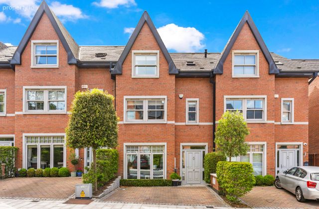 18 Dalkey Manor, Dalkey, Co Dublin, Dalkey, Co. Dublin - Click to view photos