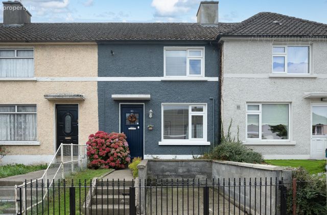 93 Lally Road, Ballyfermot, Dublin 10 - Click to view photos