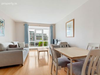 Apartment, Adelaide Square, Dublin 8 - Image 2