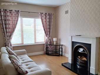 2 An Bothair Na Carraig, Lis Na Dara, Dundalk, Co. Louth - Image 2